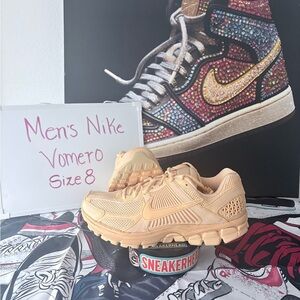 Nike Vomero Sneakers in Celestial Gold